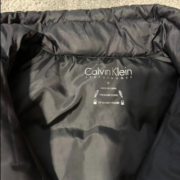 Calvin Klein Performance black nylon down-filled puffer vest Sz Med - Picture 3 of 5